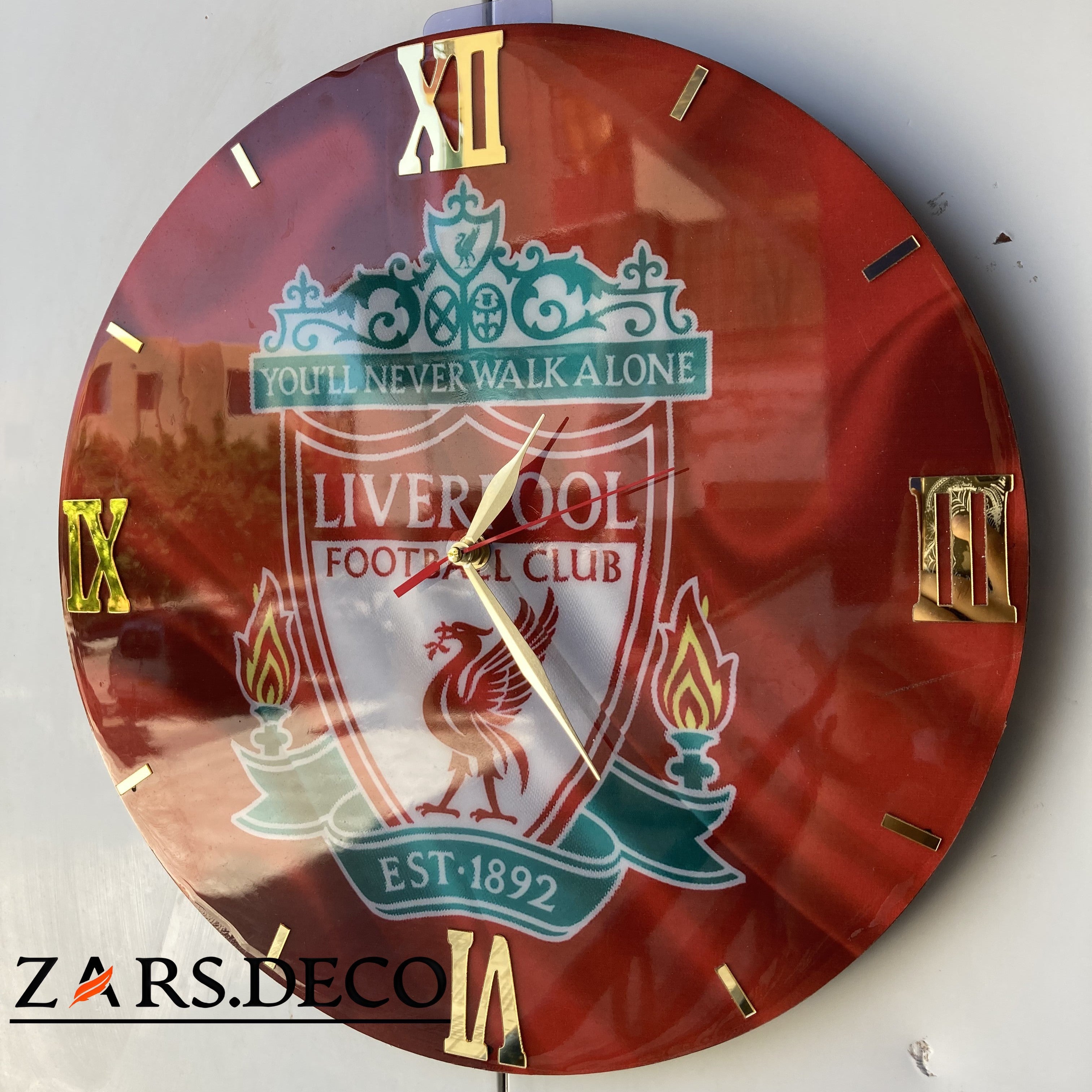 ساعات الاندية horloge club