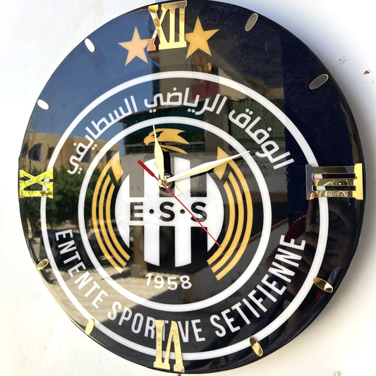 ساعات الاندية horloge club