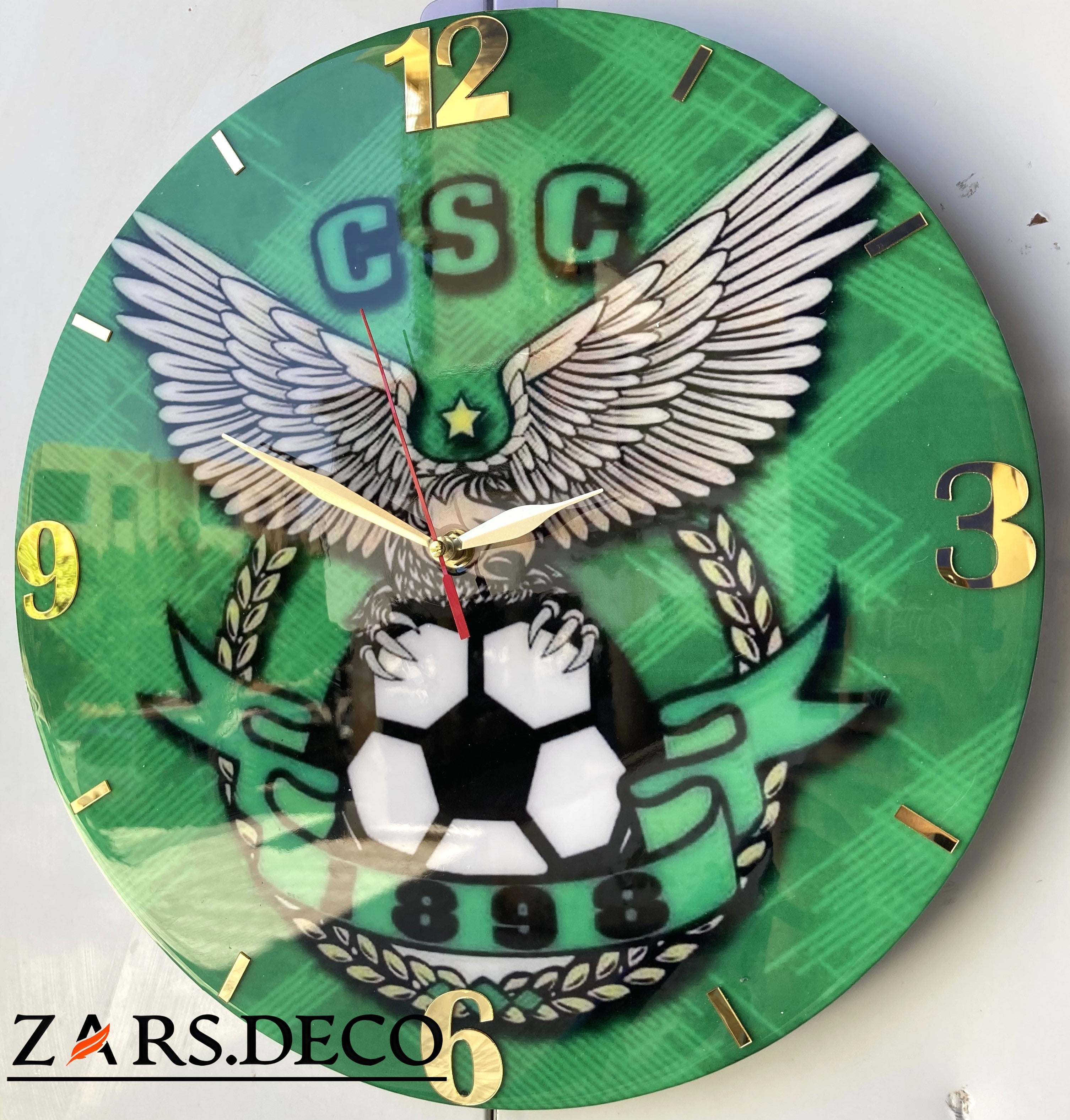ساعات الاندية horloge club
