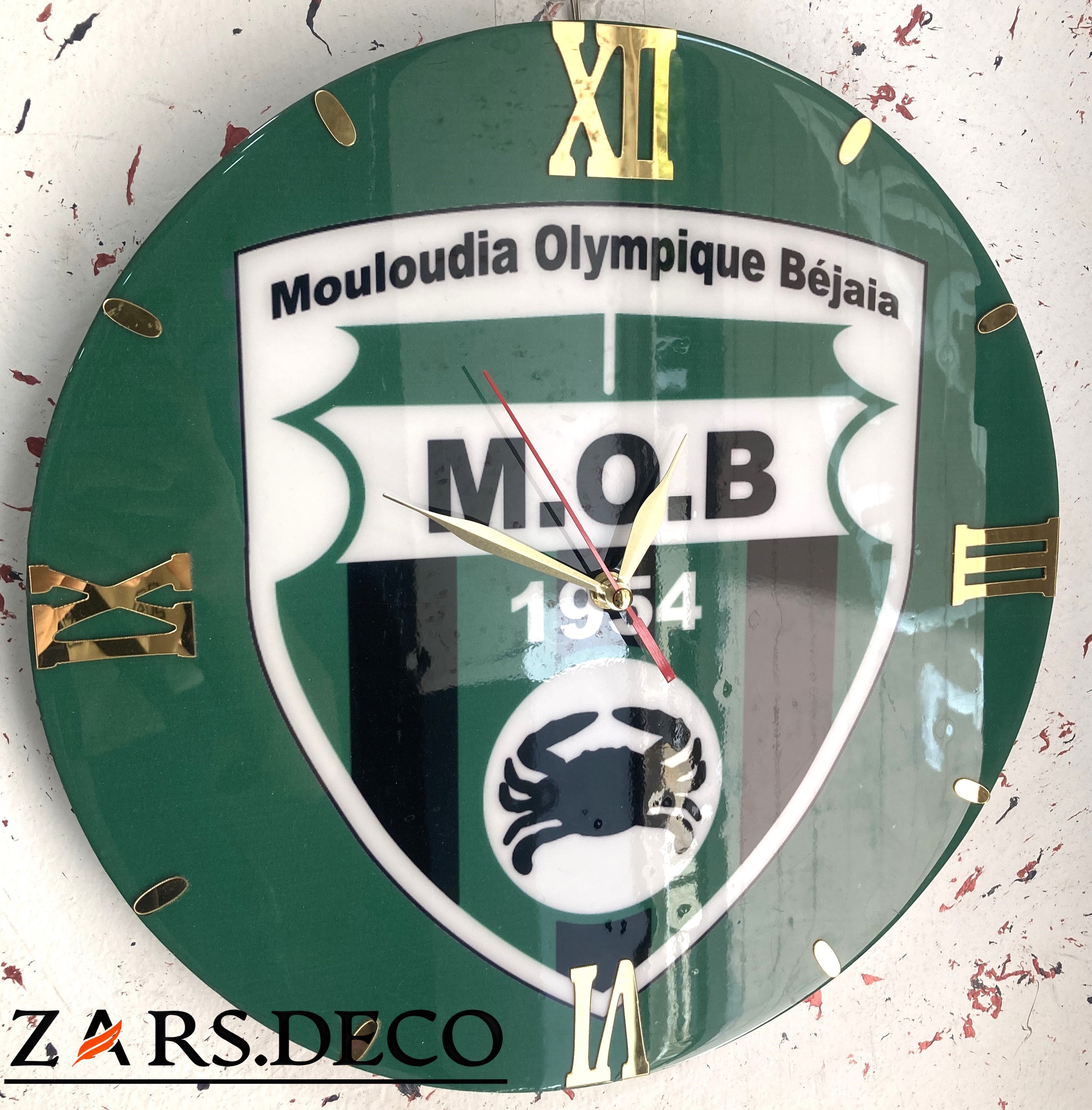 ساعات الاندية horloge club